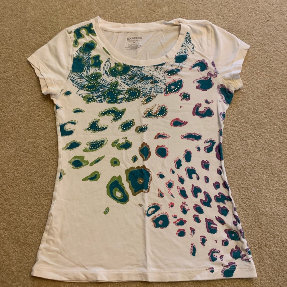 Express t-shirt